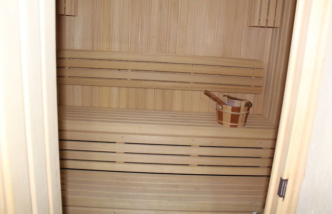 Pestana Hotel & Suites 3 - Photo 23