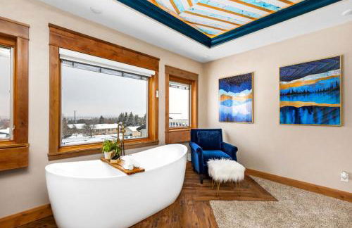 Great Falls Luxe Haven 4BR Gym Office and Hot Tub - Foto 22