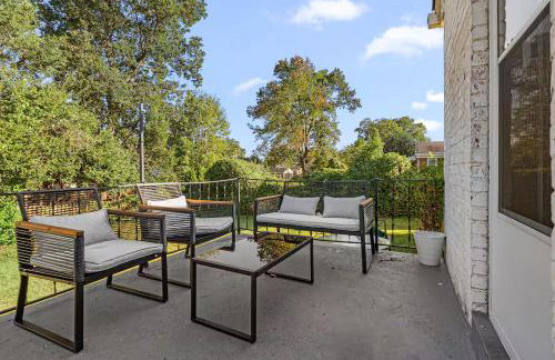 Spacious 5BR Arlington Home with Parking & Yard - Woodrow - Foto 36