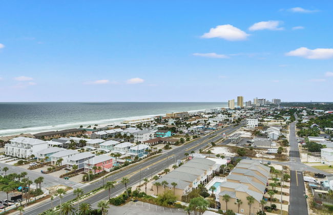 Escape to Sand Dollar Holler: Coastal Retreat, 3 Beds, 2.5 Baths, Sleeps 10! - Foto 79