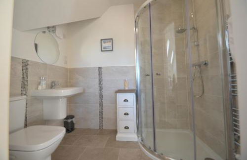 Riverbank Apartments - Foto 18