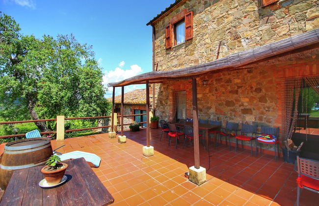 Scenic Tuscan Farmhouse - Foto 12