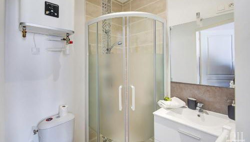 Studio - Plein Coeur du Centre Ville - Wifi - Photo 3