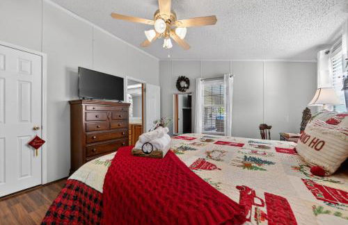 Twin Ponds Retreat-pond Hot Tub Fire Pit Game Room Pet Friendly - Foto 50