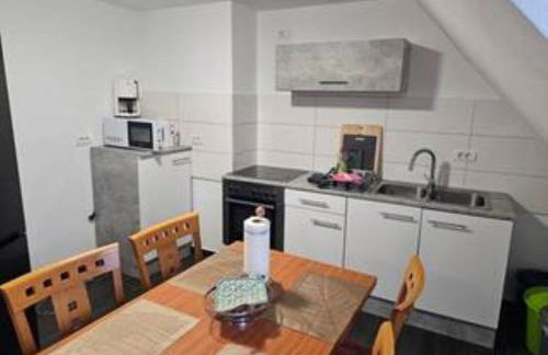 Schöne Vollausgestattete Monteurs- Gästewohnung in der Gartenstadt Leuna und nähe Geiseltalsee für 4 Personen 2407 - Foto 5