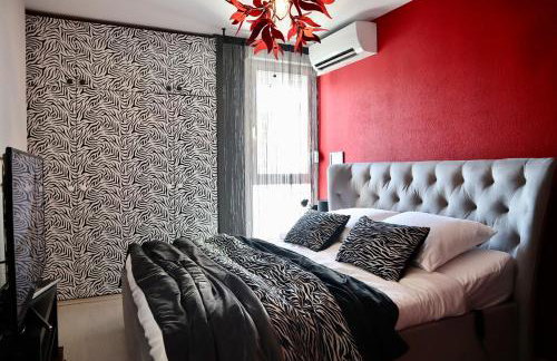 LaLaura high end apt Znjan beach 500 m Sea Magic View free Parking - Foto 19