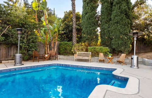 Adorable 4 bedroom home with Pool & more - Foto 18