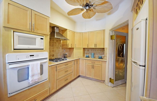 3 Min Walk to Beach - Blessed Manor by Bluescape - Foto 8