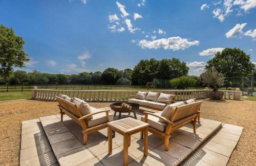 Merry Lakes - Luxury Lakeside Escape with Pool - Just 30 Minutes from London - Foto 56