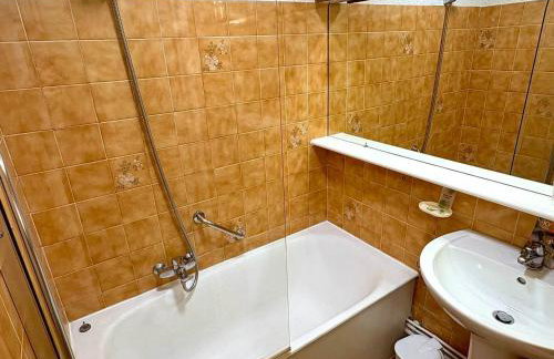 Appartement 8 personnes avec kitchenette et Wi-Fi à Roquebrune-Cap-Martin - FR-1-827-5 - Foto 7