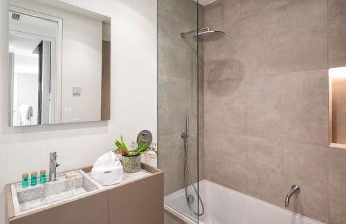 Luxury Villa Alma Pool, Garden & Parking - Foto 46