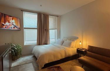 Elegant Suite at Marina-Venice Beach with Pool, Jacuzzi, GYM by Holisticā Retreats - Foto 47