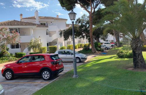 Luxury Apartm Brand newSwimming PoolGolf Beach - Photo 14