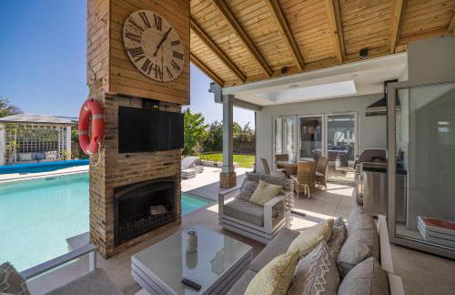 Luxury Five Star, Hampton House With Heated Pool - Foto 9