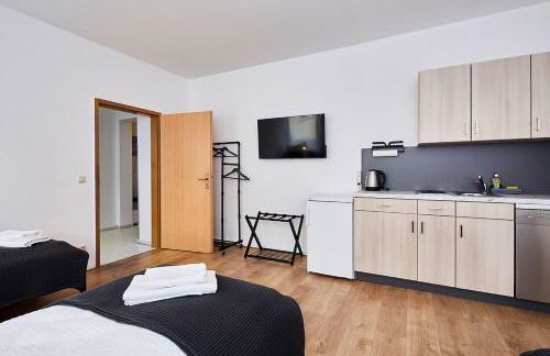 Lemon Suites 1,Apartment im Künstlerviertel - Nähe Innenstadt und UBahn, 2 Zimmer, 3 Einzelbetten und ein Doppelbett - Foto 4