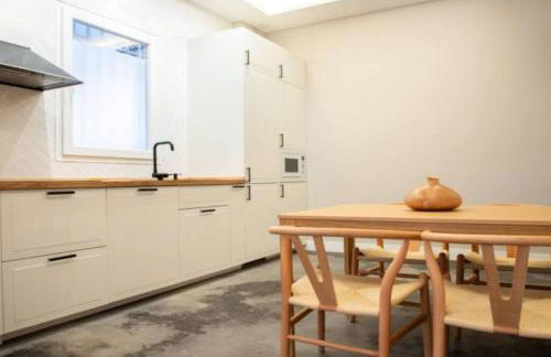 Stunning Apartment Pueblo Nuevo - Photo 3