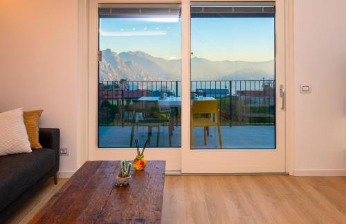 Italian Vacation Homes - Lakeview Heaven Retreat - Photo 5