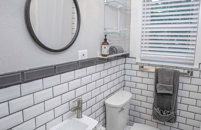 Remodeled Modern 1BR 1BA Apt Near Downtown 5min Pearl - Foto 26