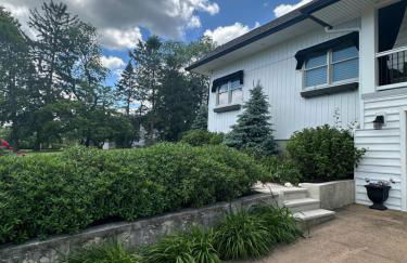 The Most Desired Summer Retreat with Private Pool Just 5 Minutes from the Beach - Foto 6