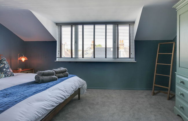 Outstanding 3 Bedroom Townhouse in Hertford - Foto 9