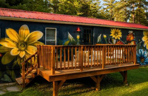 Hot Tub, Pond, 2 Fire Pits Mural Art Cabin - Foto 31
