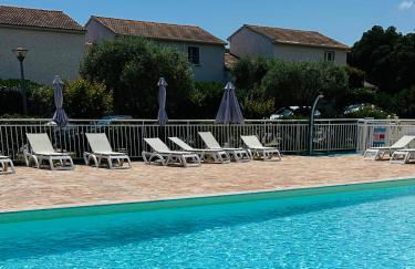 Mini villa piscine et plage - Foto 24