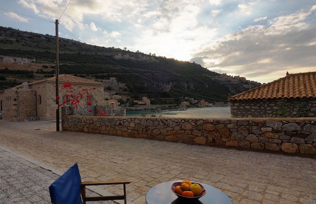 Sofia Limeni - Photo 41