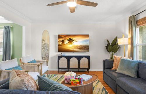 Family Oasis - Pool Hot Tub Games & Near Beach - Foto 12