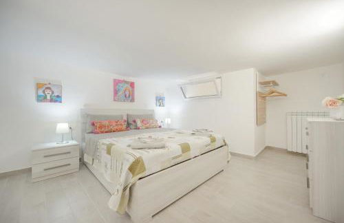 MIRANDA APARTMENTS nel cuore del Vomero - Foto 14