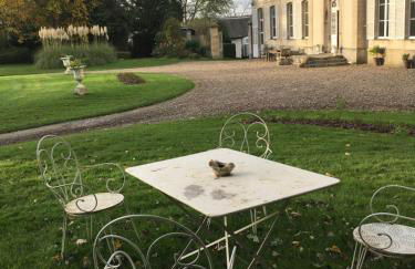 Les Escuries, dépendances du Château - Foto 12