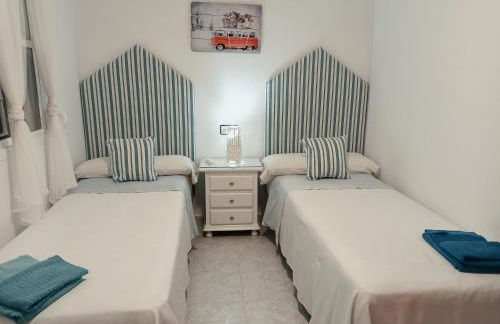 Islantilla adosado piscina, parking 1 minuto al mar - Foto 7