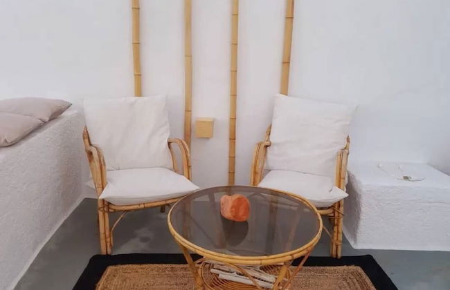 Salty Caves Apartments Milos - Photo 23