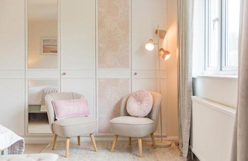 Luxury 5-Bed Country House with Hot Tub, Views & Games Room, Sleeps 12 - Kent Downs - Foto 24