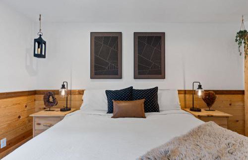 Trails End Cabin with a hot tub fire pit & indoor pool - Foto 20