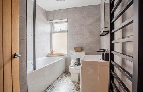 Warm Cottage Stay In Lindley - Long Term - Foto 8