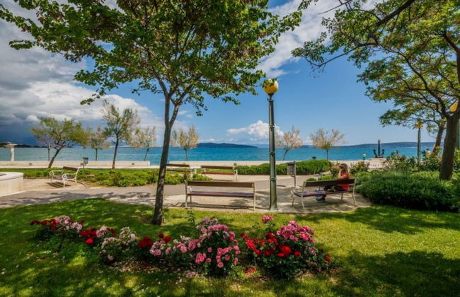 Apartment Antonio, on the Seafront With Garden - Foto 22