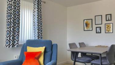 Bright 2-bedroom apartment with parking in Montrose - Foto 3