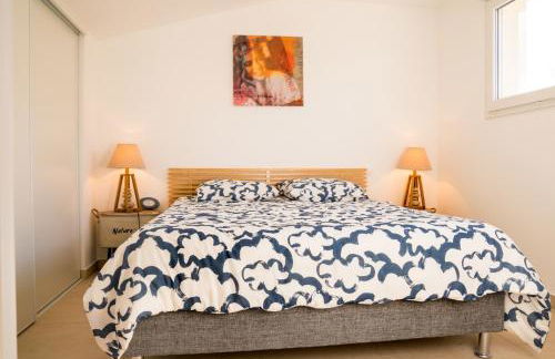 Les Voiles d Azur, Duplex moderne avec vue sur le port et la mer, à 2 minutes des plages - Photo 8