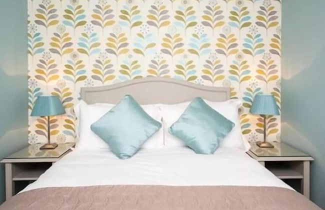 Cathedral View Apartments - Photo 12