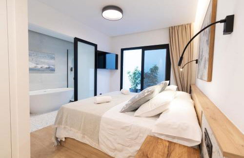 Tita Deluxe - Foto 24