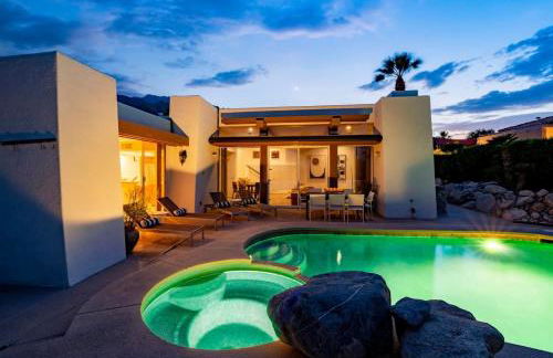 Sunsplash Retreat - Pool with Mountain Views - Foto 48