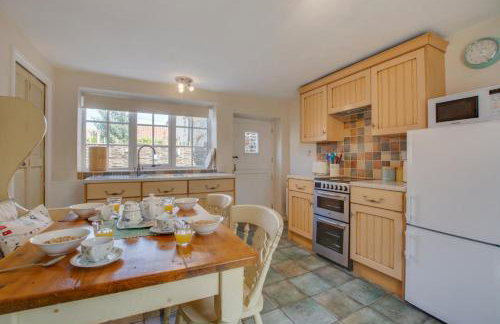 2 Bed in Cley oc-2165 - Photo 8