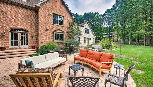 Extravagant Atglen Manor with Private 60-Acre Land! - Foto 2