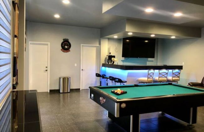 Charming House With Beautiful City View - Foto 20