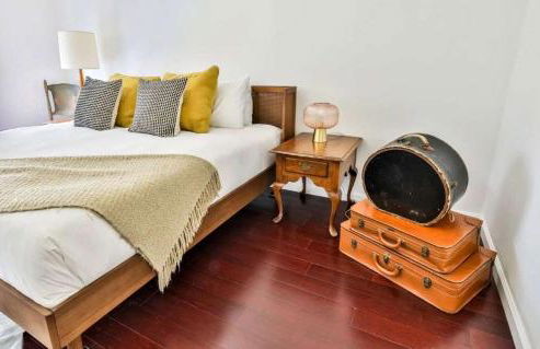 Unique and Private 25ft Waterfall House in Hunter - Foto 38