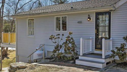 Peaceful Waterfront Apt with Deck, 22 Mi to Portland - Foto 3