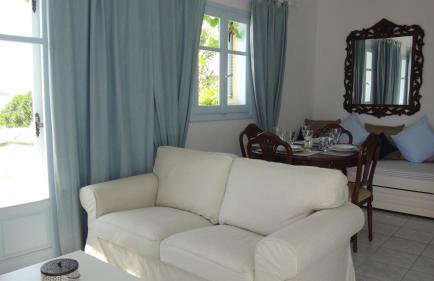 Blue & Sea Studios Apartments - Photo 8