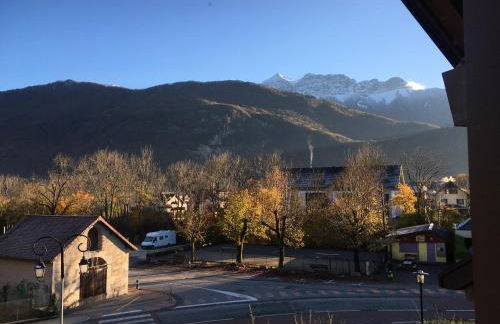 Appartement plein centre village, vue montagnes, proximité immédiate lac - Foto 13