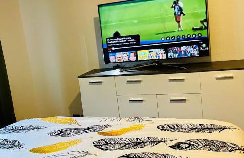 GraceHomes - Garage, Ventilator, Free Coffee, Airport, Messe, Stuttgart, WiFi up to 6 Guests - Foto 11