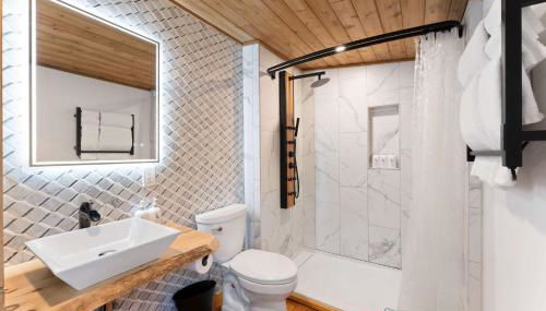 Perfect Couples Cabin Fireplace Firepit & Wine Nearby - Foto 5